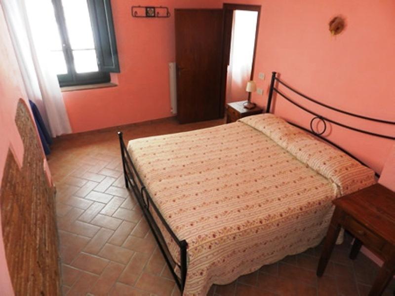 Bed and Breakfast Il Casale Поджібонсі Номер фото